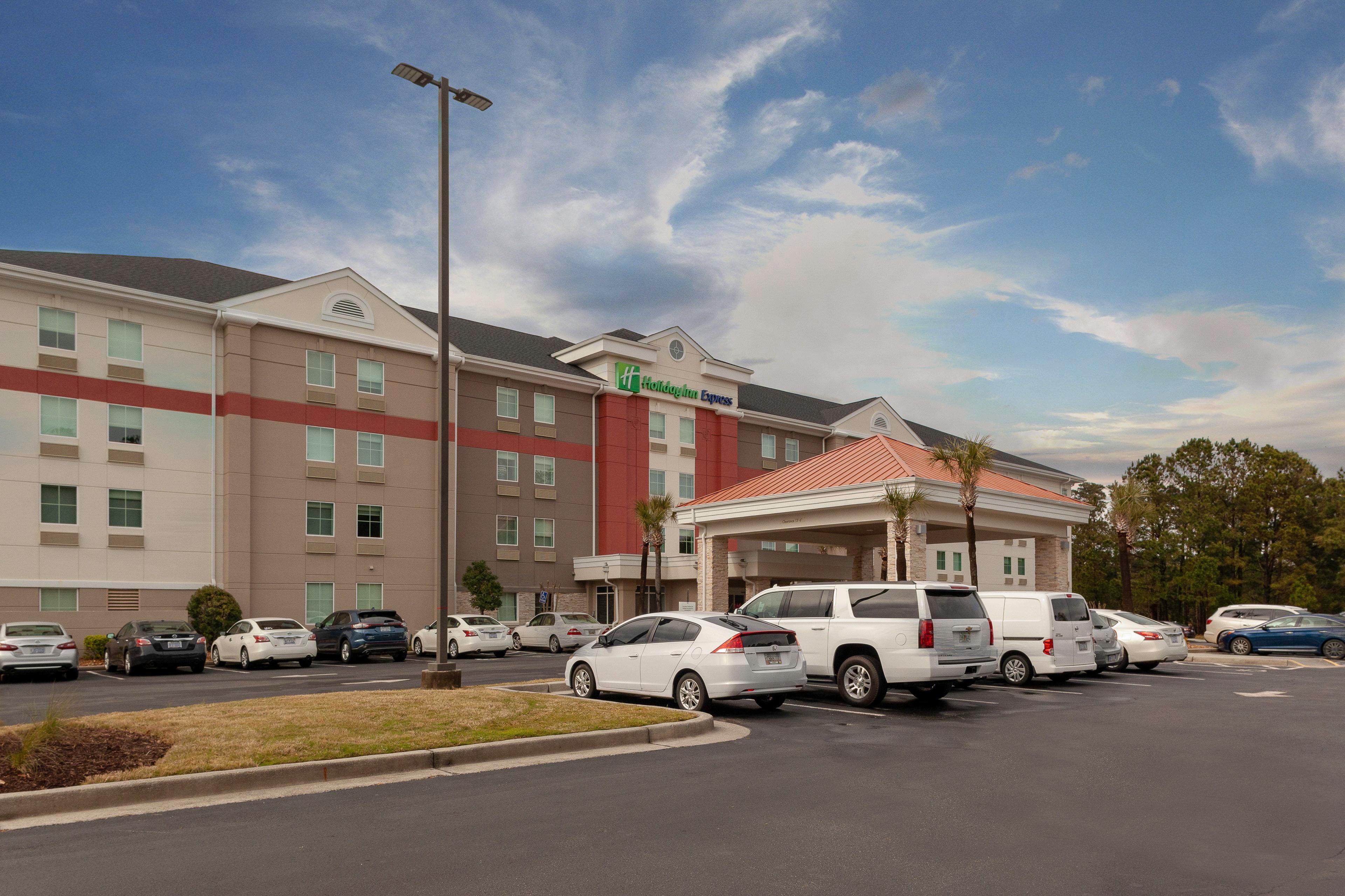 Holiday Inn Express Myrtle Beach-Broadway At The Beach By Ihg Екстериор снимка