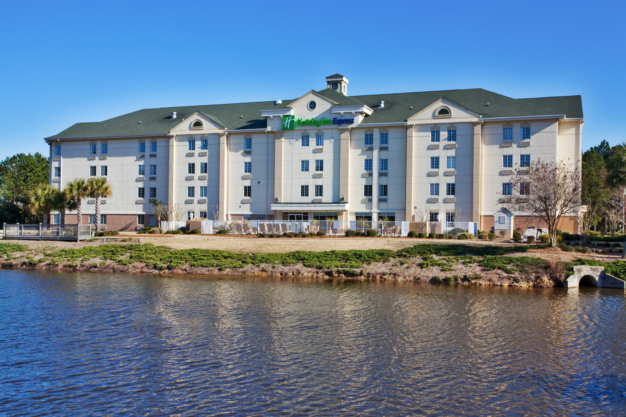 Holiday Inn Express Myrtle Beach-Broadway At The Beach By Ihg Екстериор снимка