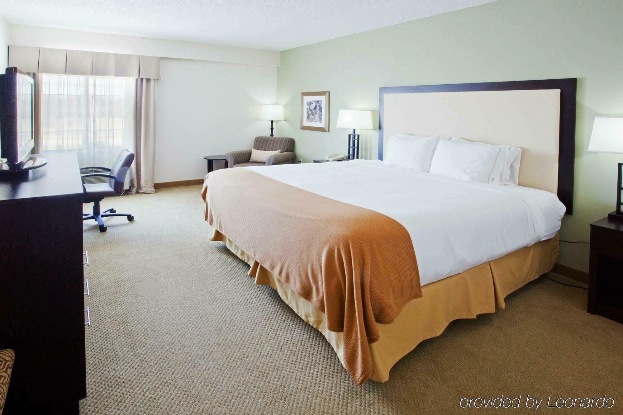 Holiday Inn Express Myrtle Beach-Broadway At The Beach By Ihg Екстериор снимка